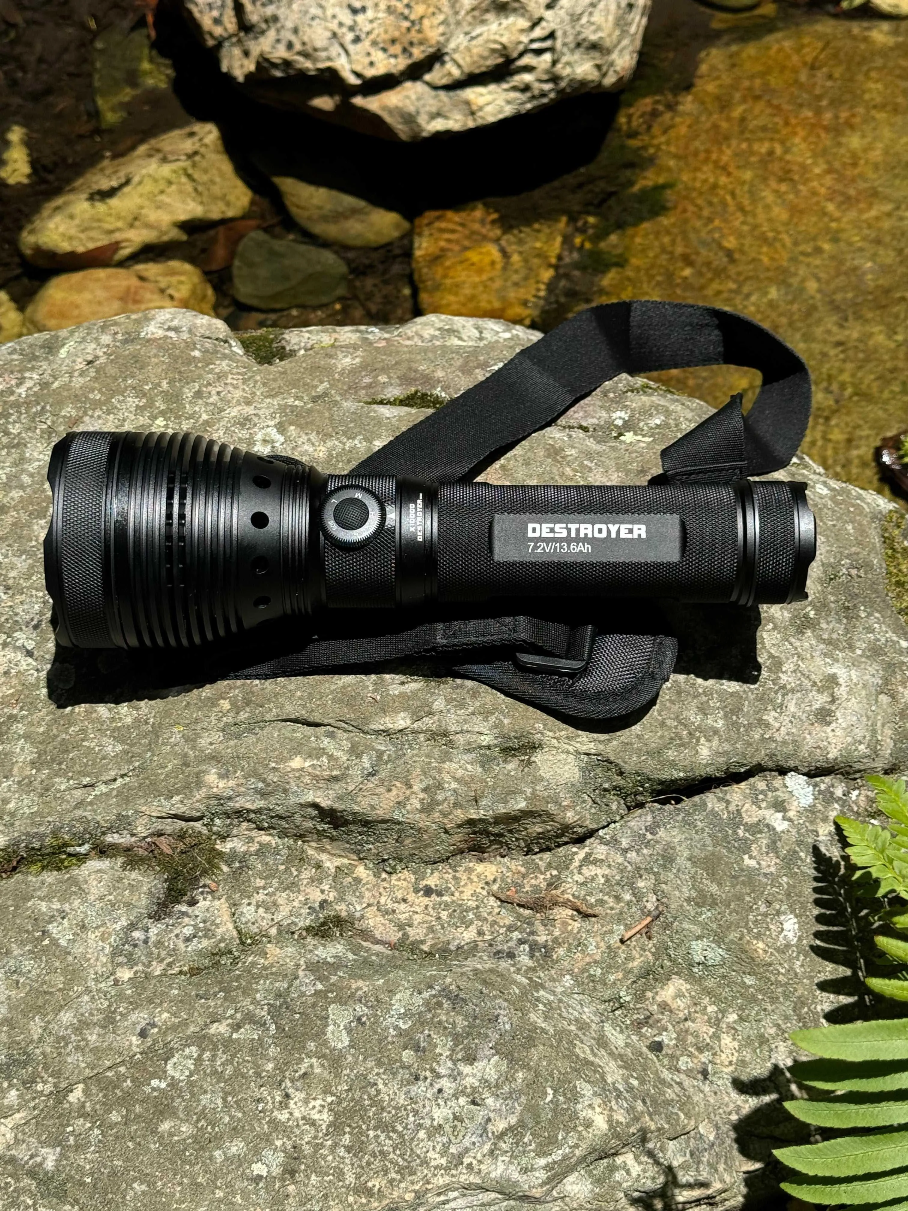 Destroyer-X10K-G2- 9,500 Lumen Search & Rescue Light