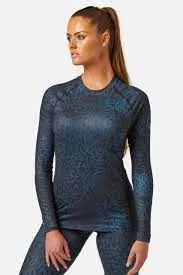 Surfanic Womens Baselayer Top - Crewneck